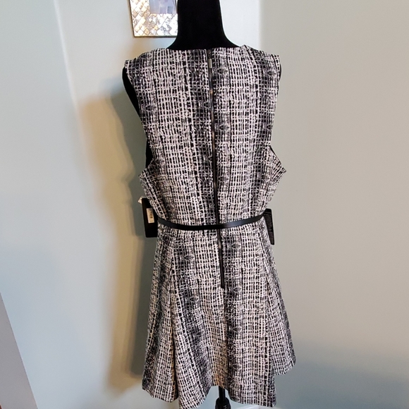 NWT- Limited Eva Longoria fit and flare dress- 16 - Picture 4 of 8